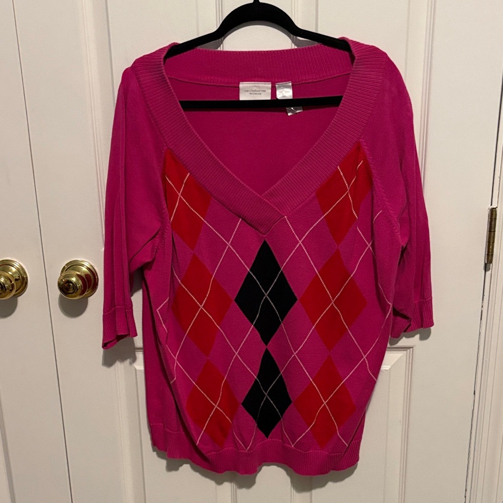 🐥Liz Claiborne V-Neck Sweater with Pink and Red Argyle